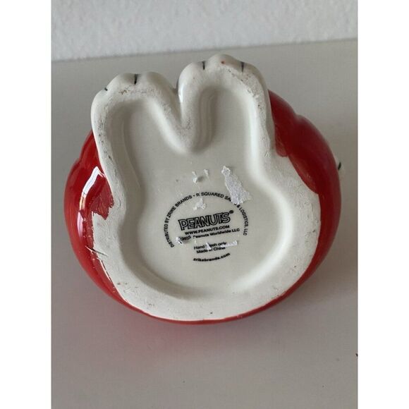 Peanuts Snoopy Soap Lotion Dispenser Red Quilted Puffer Puffy Jacket NEW main image 2